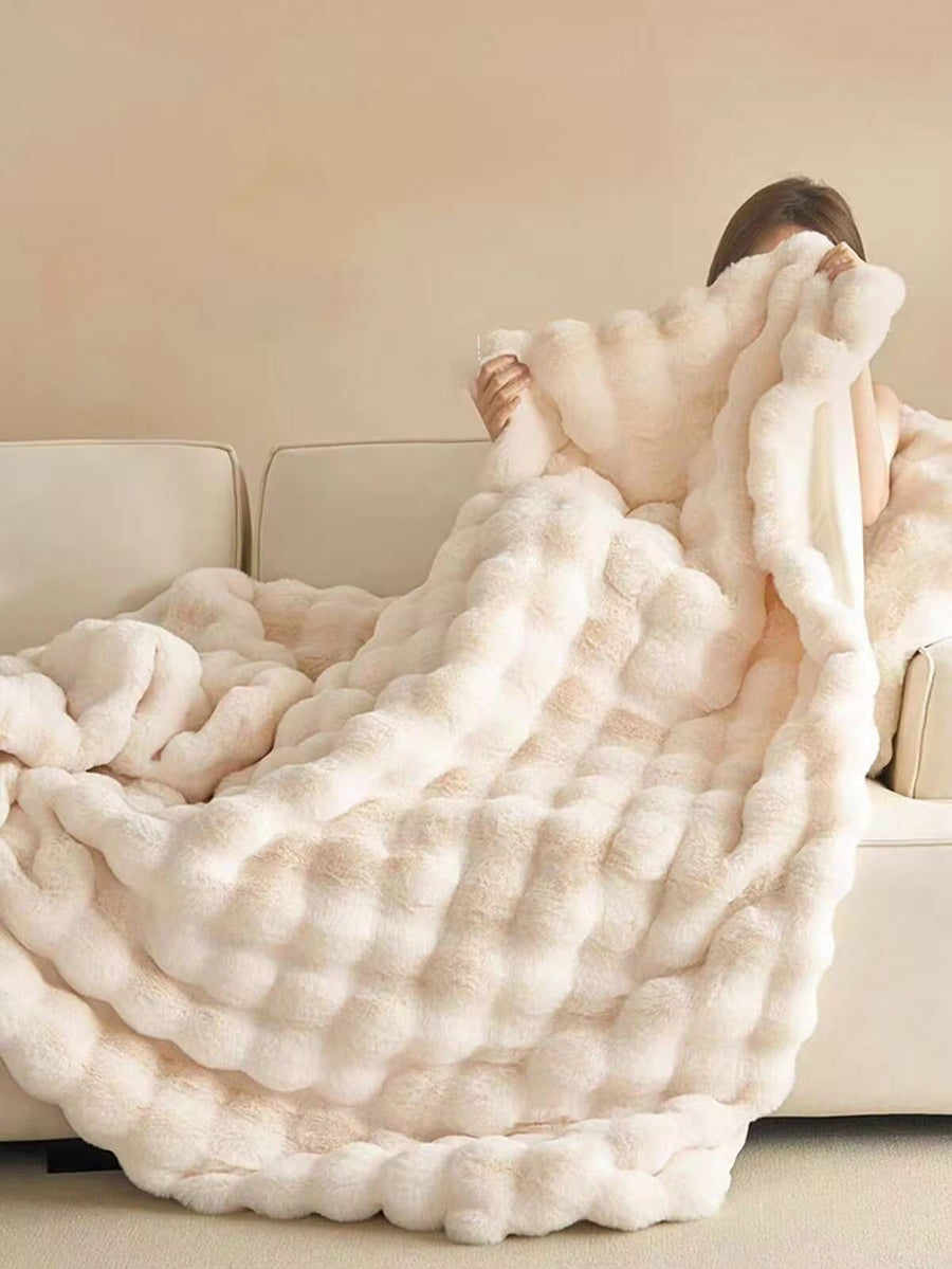 1pc Double-Sided Plush Blanket, Soft Warm Faux Fur Luxury Style Throw For Multi-Purpose Use In Living Room, Bedroom And Sofa